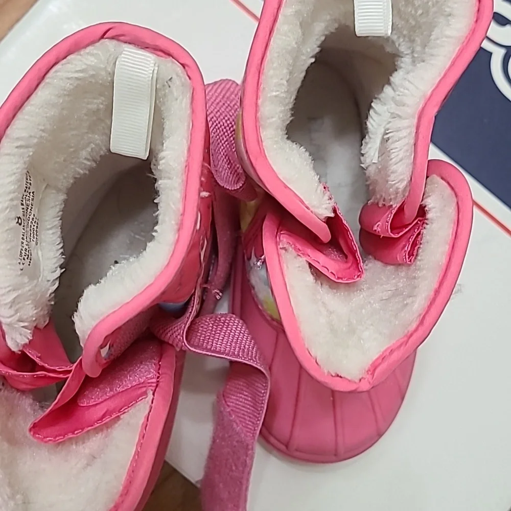 Tie dye pink winter boots